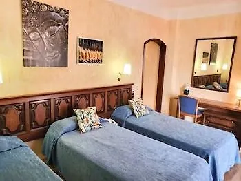 Trave 3* Figueres (Girona)