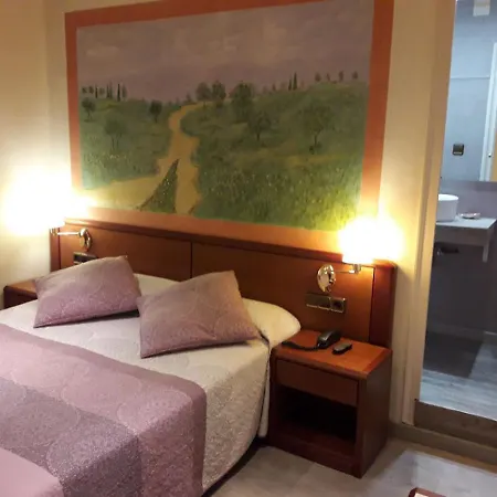 Checkin Trave 3* Figueres (Girona)