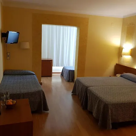 Hotel Checkin Trave