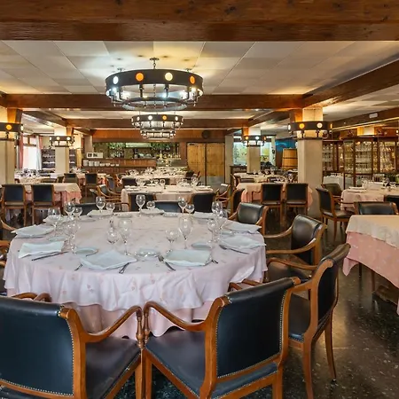 Hospedium Restaurant Travé Hotel Figueras