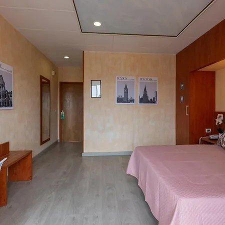 Hospedium Restaurant Travé Hotel 3*