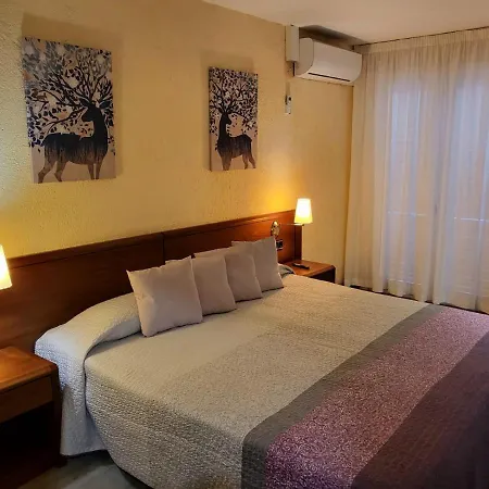 Hotel Checkin Trave