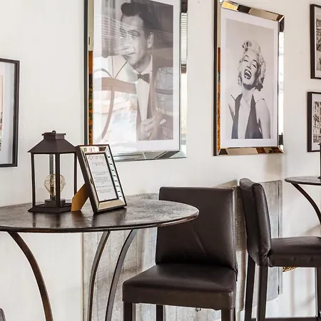 ホテル Checkin Trave