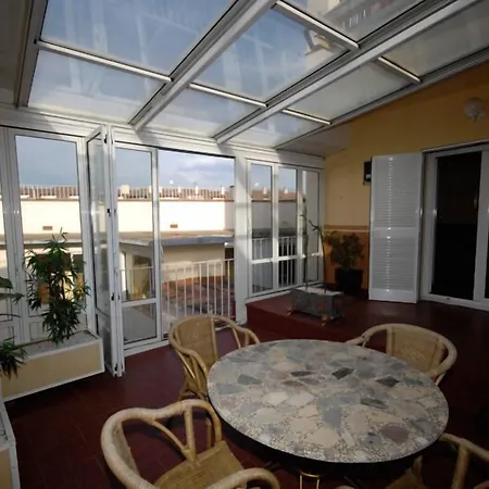 Checkin Trave ホテル