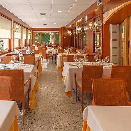 Trave 3* Φιγκέρες