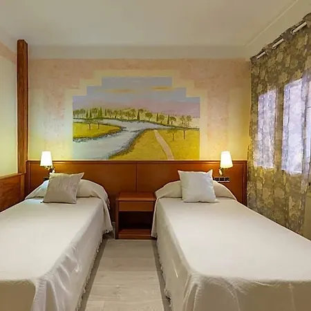Hotel Checkin Travé Figueras