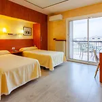 Ξενοδοχείο Trave 3*